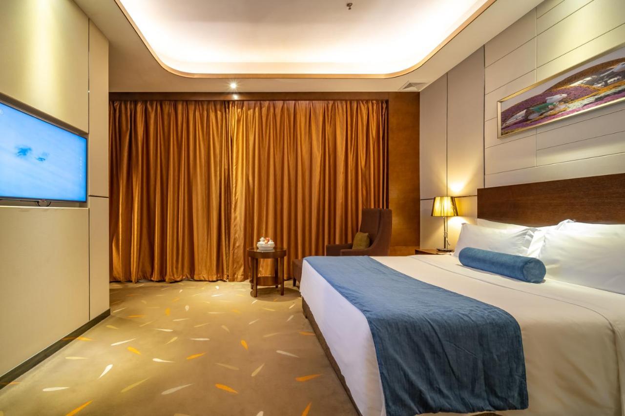 Relteem Hotel Zhongshan  Exterior photo